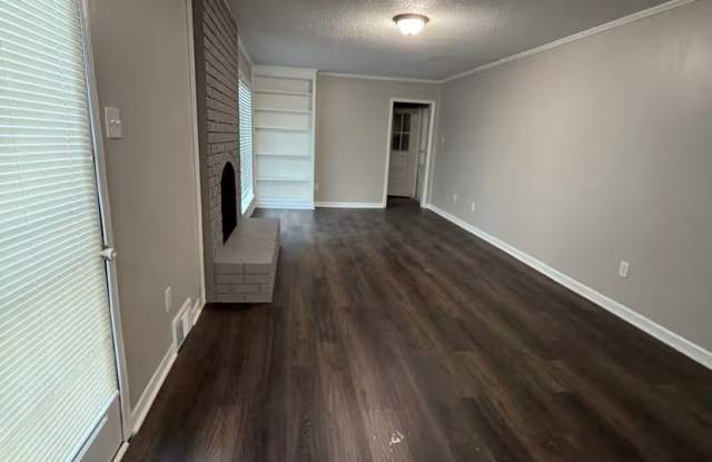 5353 Derron Avenue Gallery 3