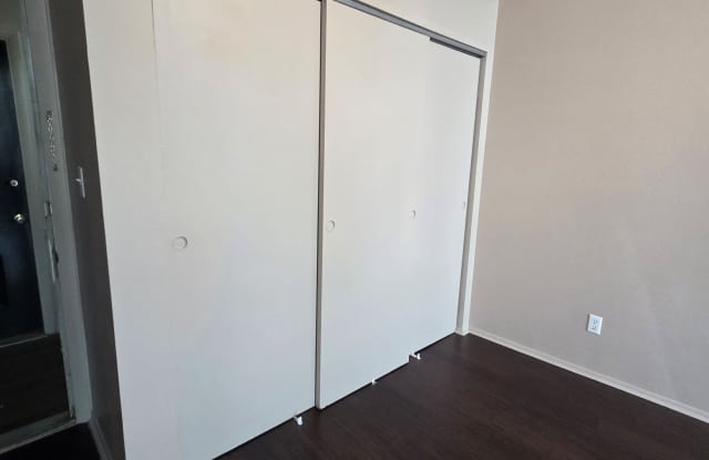 4710 Charecote Ln Apt O Gallery 4