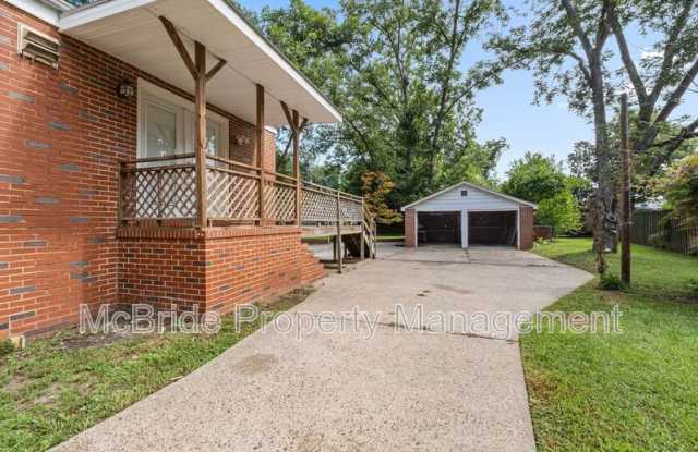 105 Nutgrove Drive Gallery 4