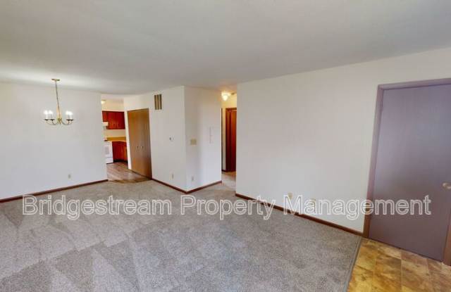 1444 Minstrel Drive photos photos