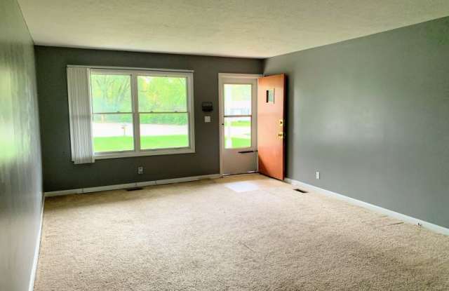 2816 Skyway Ln Gallery 4