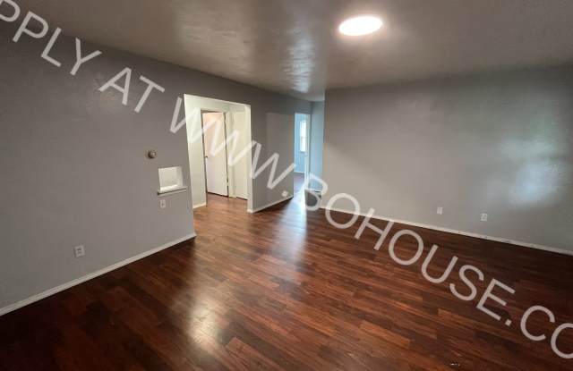 7506 Ideal Ave. Gallery 3