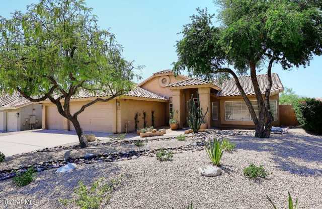 18808 N 92ND Way photos photos
