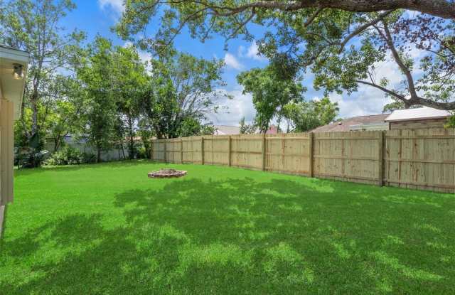 9572 HORIZON Drive Gallery 2