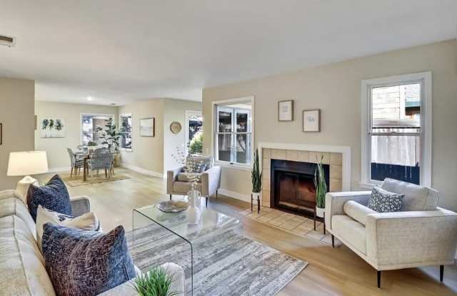 222 Centre Ct photos photos 222 Centre Ct photos photos