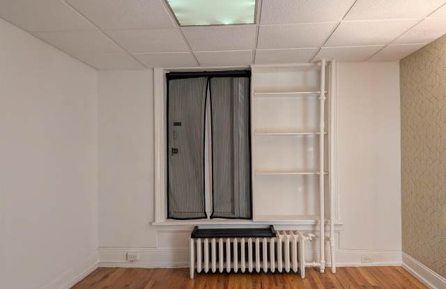 246 5TH ST Gallery 3