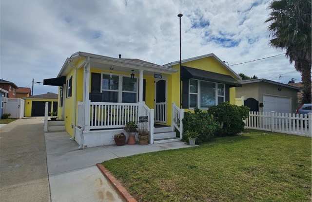 4506 W 170th photos photos