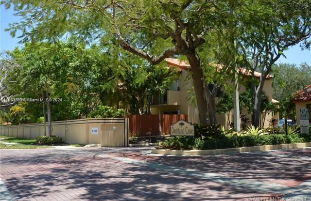 10229 SW 77th Ct - 10229 Southwest 77th Court, Kendall, FL 33156