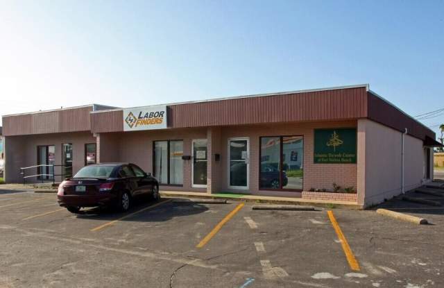 6 SW Hollywood Boulevard unit: A photos photos