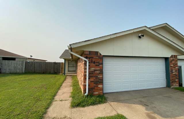 2 Bed 2 Bath duplex on 10th and Council photos photos