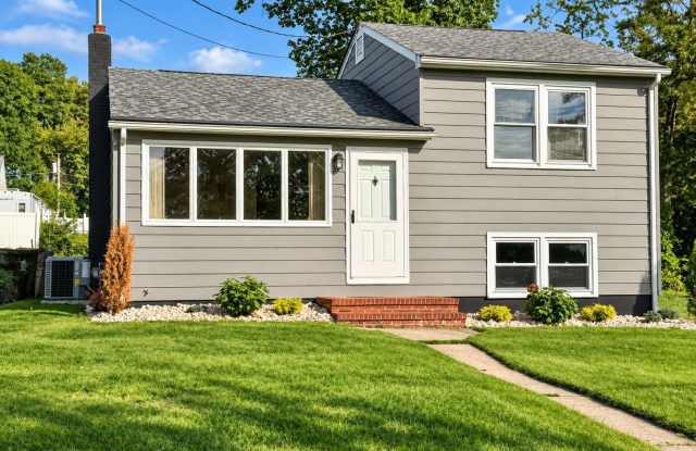 1405 GRIFFITH Avenue Gallery 2