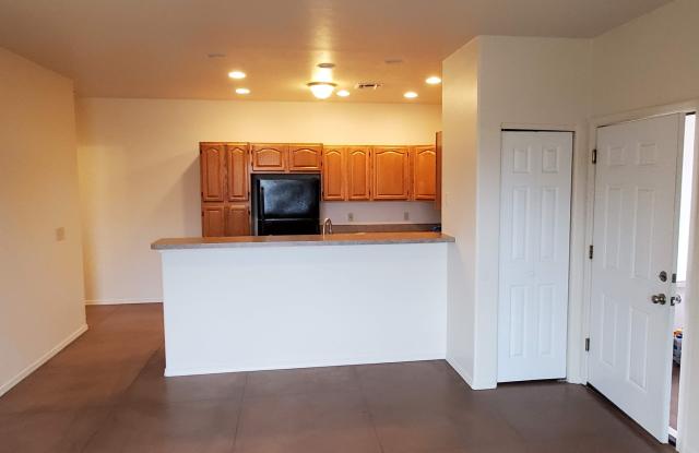 235 West Pastime Road - 2 Gallery 4