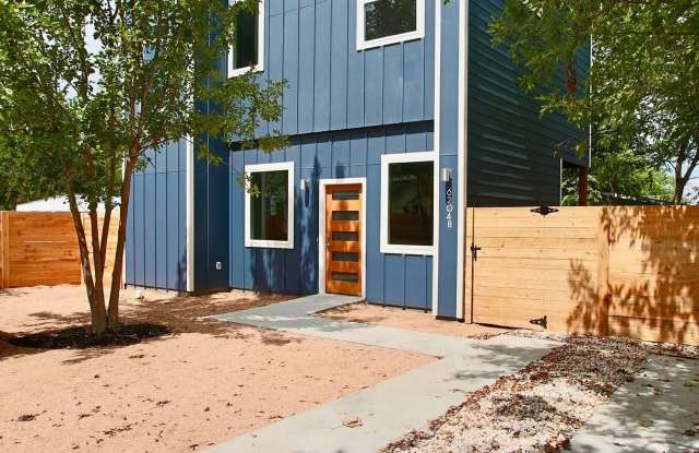 East Riverside near parks photos photos