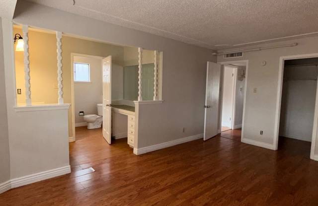 1845 TOMMY AARON Drive Gallery 3
