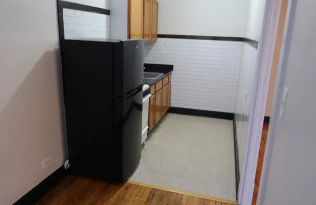 4354-56 N Elston Gallery 3