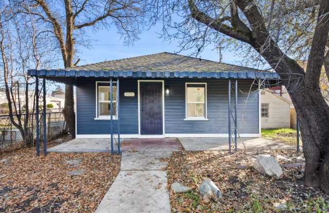 1129 El Monte Avenue photos photos