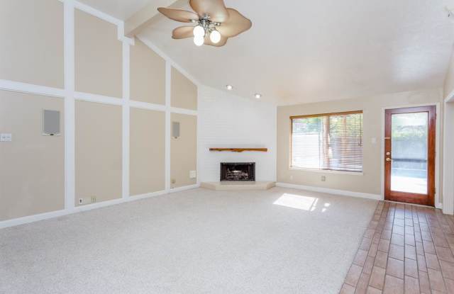 14227 Whitecross Drive Gallery 3