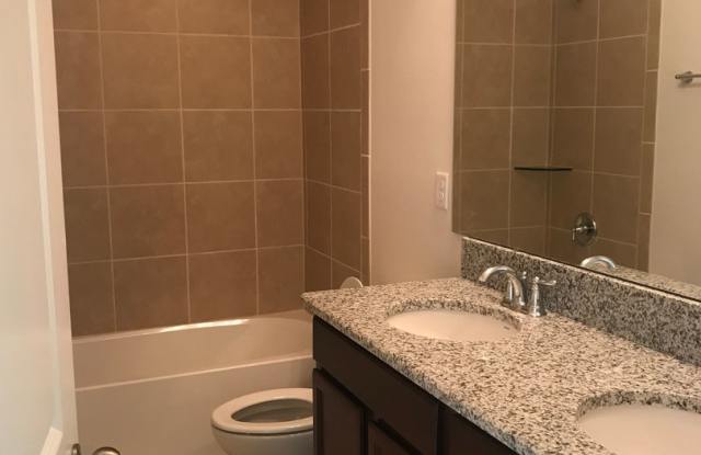 5 Bedroom at Windstone at Heart of Windermere!!! - 6937 Trellis Vine Loop, Horizon West, FL 34786