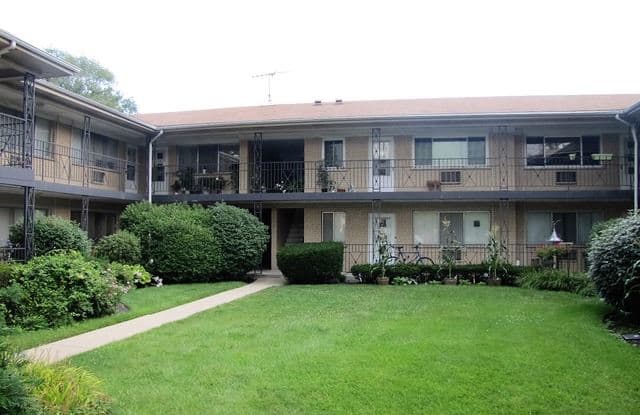 715 Busse Highway A1 - 715 Busse Highway, Park Ridge, IL 60068