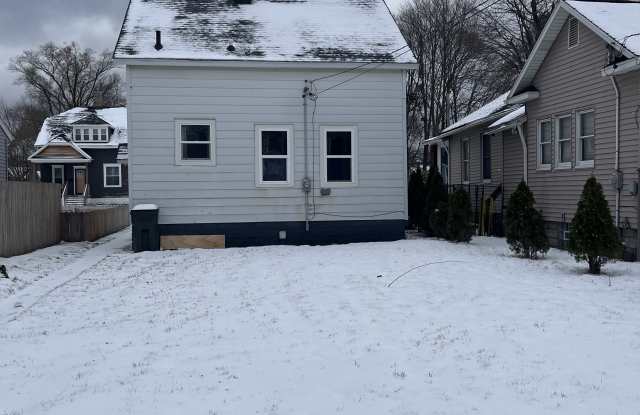 267 Merrill Ave Gallery 2