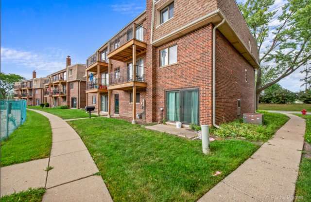 1452 Carol Court Gallery 2