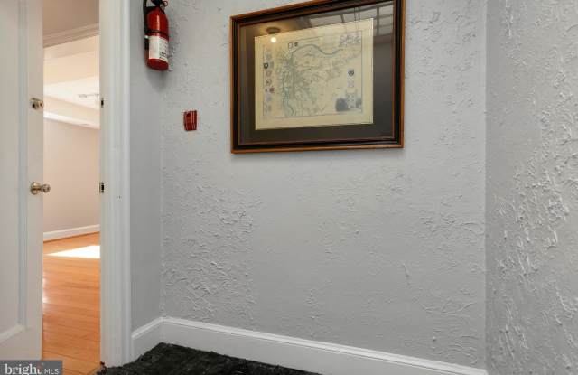1317 CORCORAN STREET NW Gallery 3