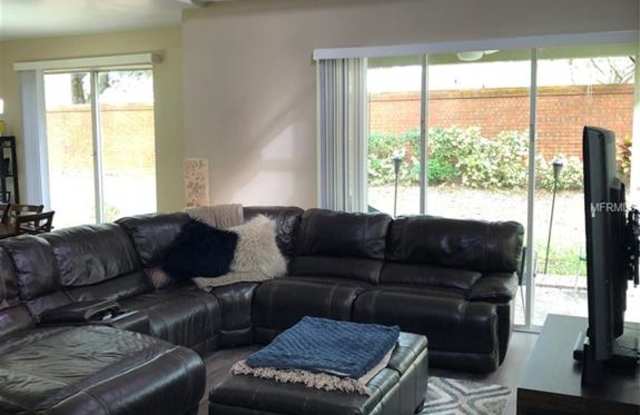 10605 MARLINGTON PLACE Gallery 3
