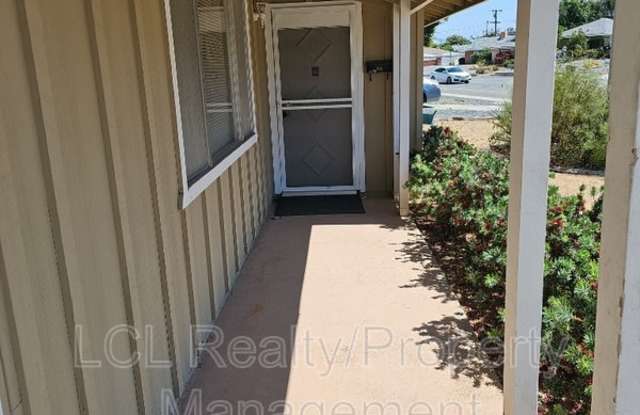 28777 Bradley Rd Gallery 3
