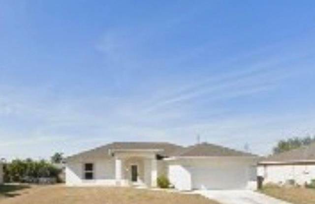 2702 SW 9th Avenue photos photos