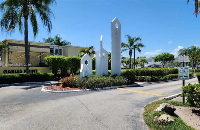 4540 SW 68th Ct Cir - 4540 Southwest 68th Court Circle, Glenvar Heights, FL 33155