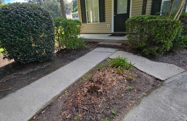 Charming bungalow in Savannah Gallery 3