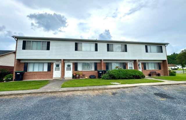 Charming 2 Bedroom Townhouse in New Market photos photos