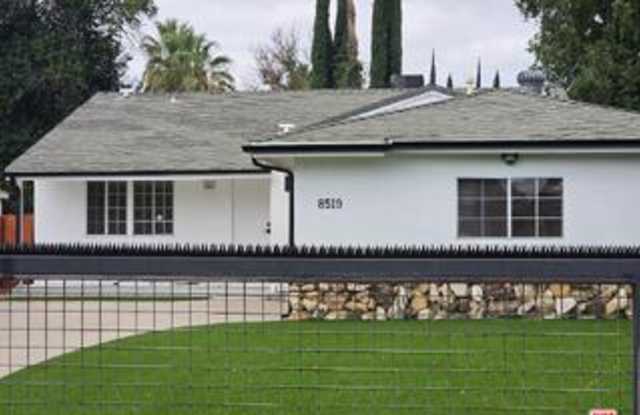 8519 Yolanda Avenue Gallery 1
