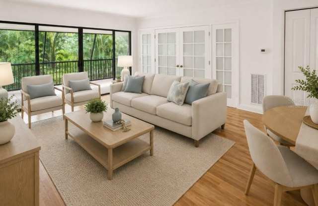 4570 RINGWOOD Meadow Gallery 3