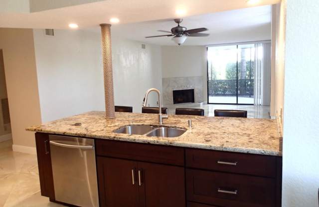 115 Bay Colony Drive N Gallery 2