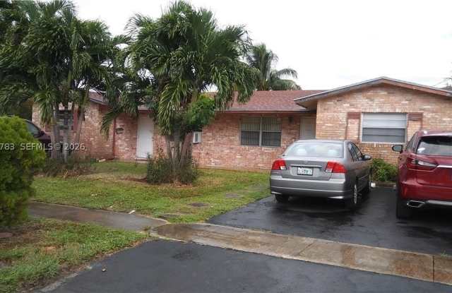 5425 NW 16th Ct Gallery 3