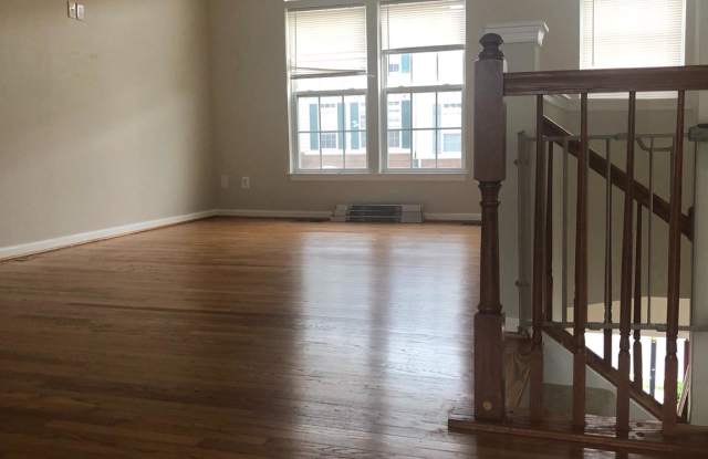 3515 ELLERY CIRCLE Gallery 3