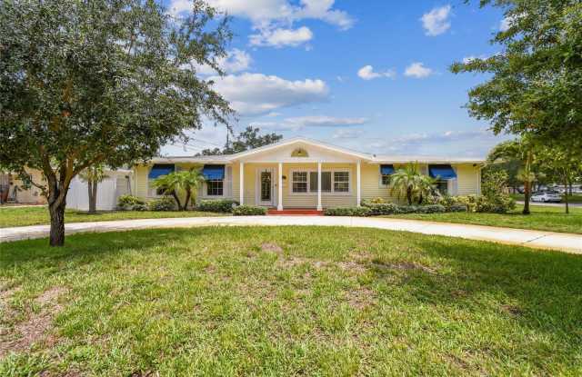 1300 FARRAGUT DRIVE N photos photos