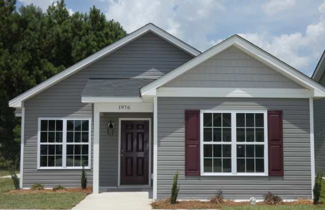 One Story 3 Bedroom 2 Bath Brand New photos photos