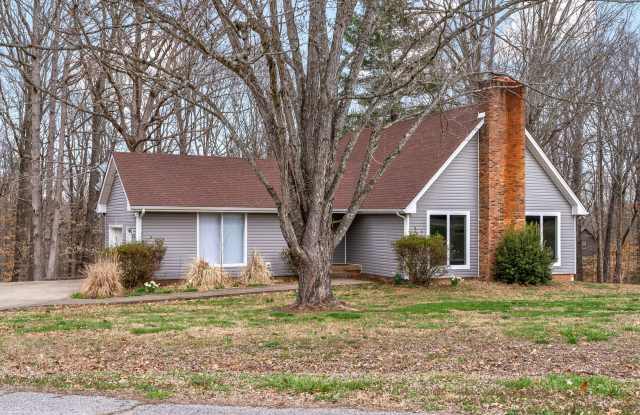 Lovely home on beautiful, wooded corner - Just Reduced - 1791 Whispering Hills Trail, Montgomery County, TN 37043
