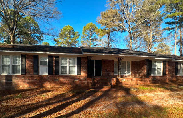 2200 Devon Drive - 2200 Devon Drive, Albany, GA 31721