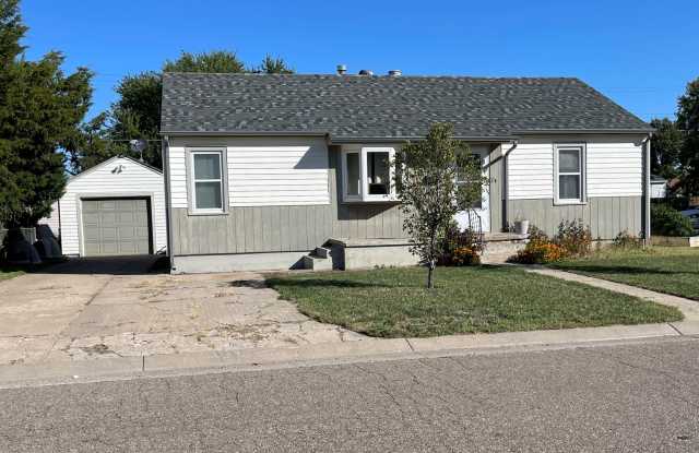 2 Bedroom, 1 Bathroom House with Detached Garage photos photos