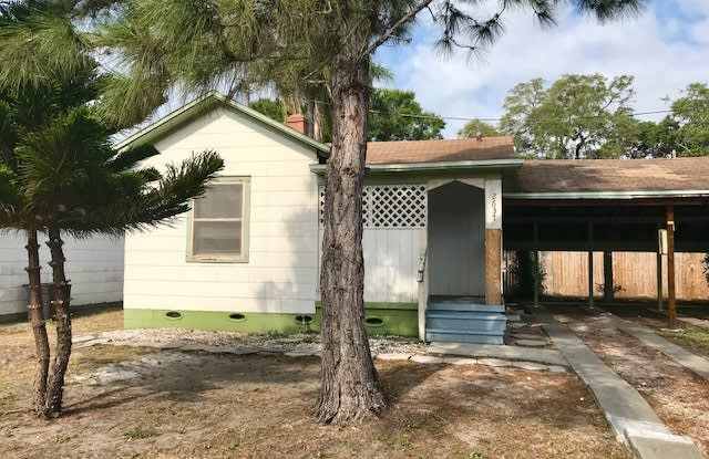 GULFPORT 1 BED DUPLEX - 2631 49th Street South, Gulfport, FL 33707