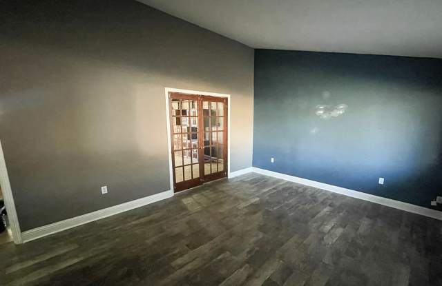 725 Marilyn Dr Gallery 2