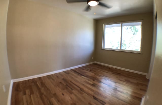 800 Miller Court - 800 Miller Court, Lakewood, CO 80215