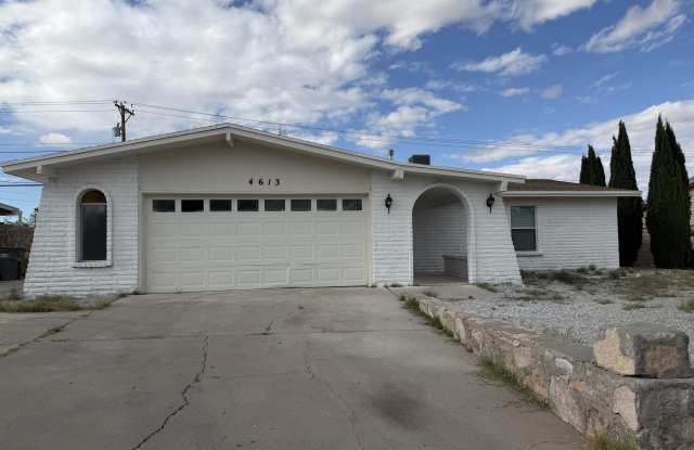 4613 SUN VALLEY Drive photos photos