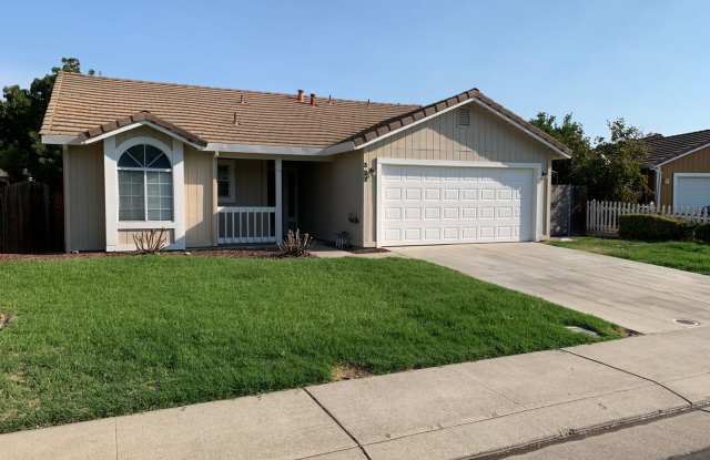 Beautiful Single Story Lathrop Home Gallery 3