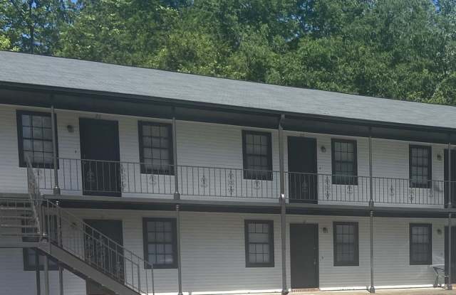 Westwood Apartments - Tupelo Gallery 1