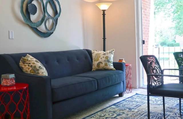 Whispering Trails Apartments Gallery 4