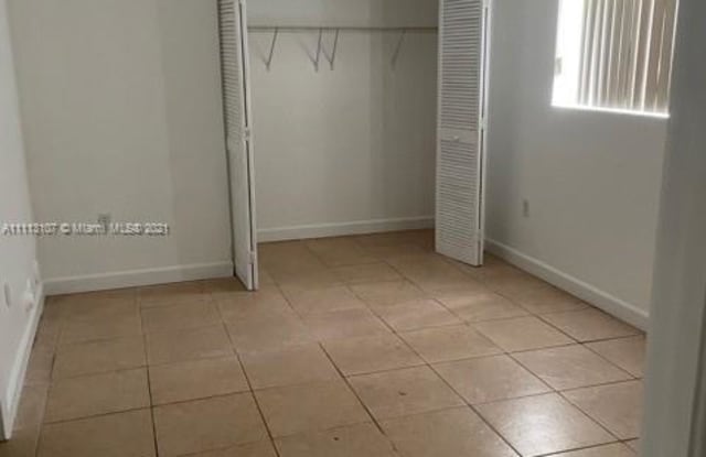 11000 SW 200th st - 11000 SW 200th St, Cutler Bay, FL 33189